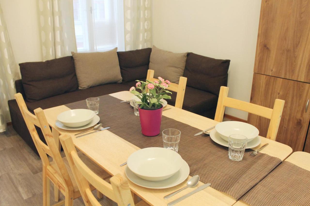 Modern Apartment Ve Smeckach 28 Praha Bagian luar foto