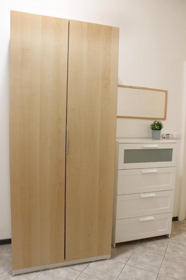 Modern Apartment Ve Smeckach 28 Praha Bagian luar foto